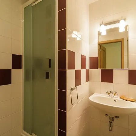 Cozy Bedrooms Cottage, *